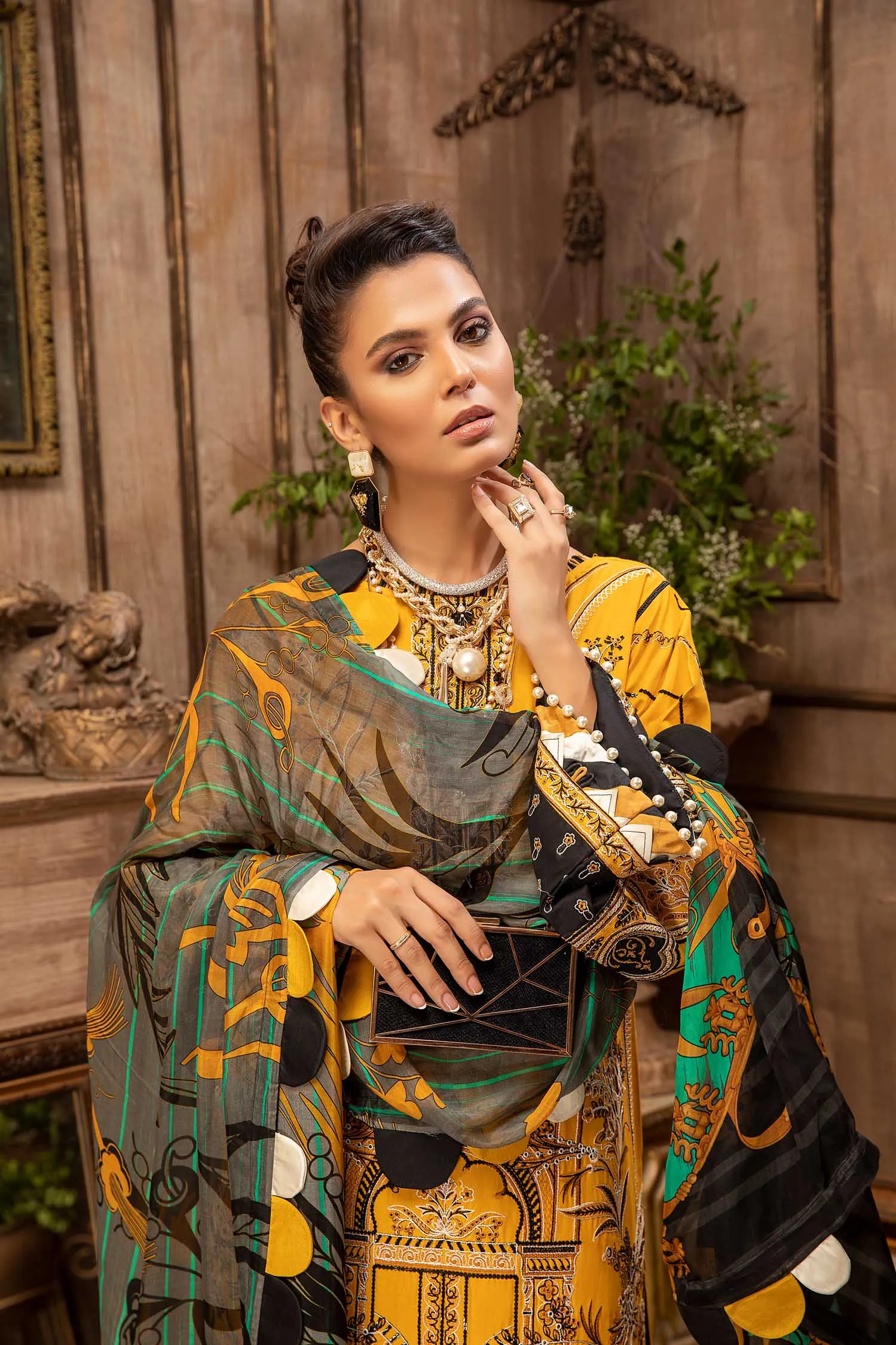 Adan's Libas Majestic Festive Lawn Collection – Majical Weave