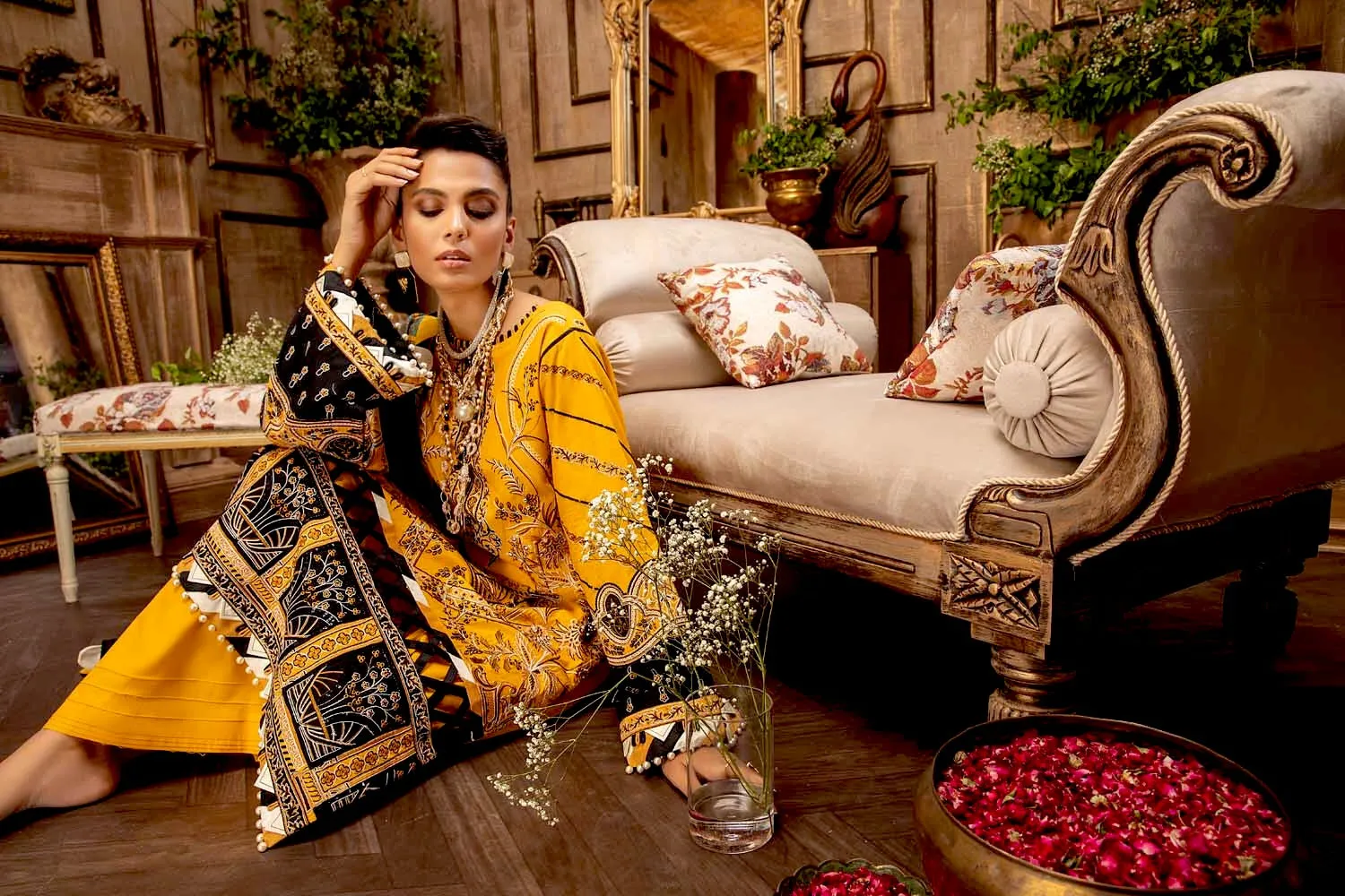 Adan's Libas Majestic Festive Lawn Collection – Majical Weave