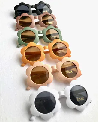 Daisy Flower Girl Sunglasses in Black