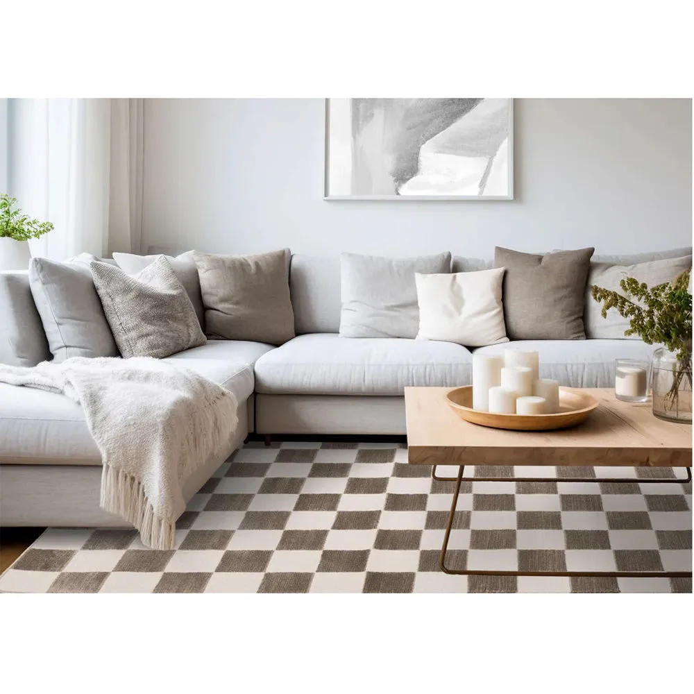 Leo Checkered Rug