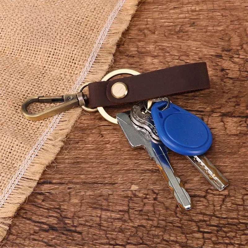 VINTAGE BROWN LEATHER KEYCHAIN
