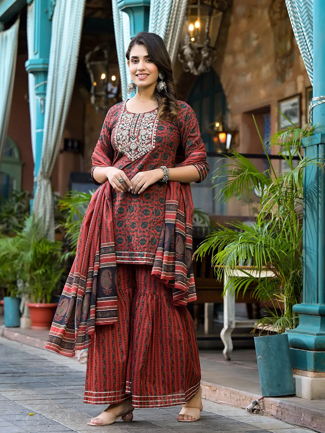 Women Rust Pure Cotton Kurta Set With Dupatta