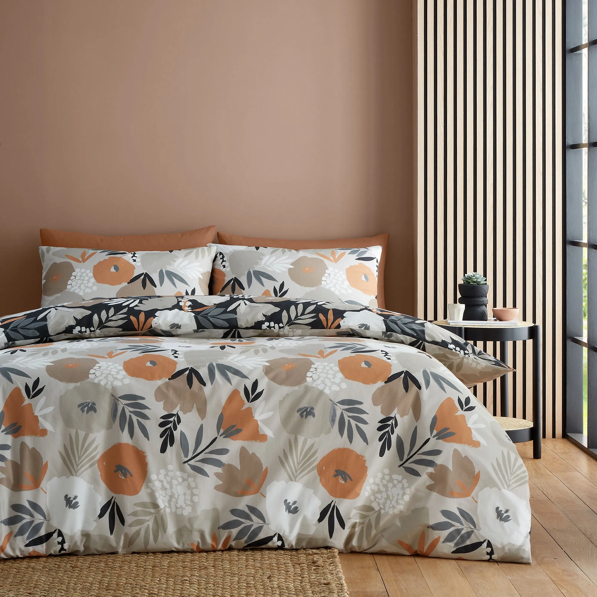 Yasmin Duvet Cover Set by Fusion in Black